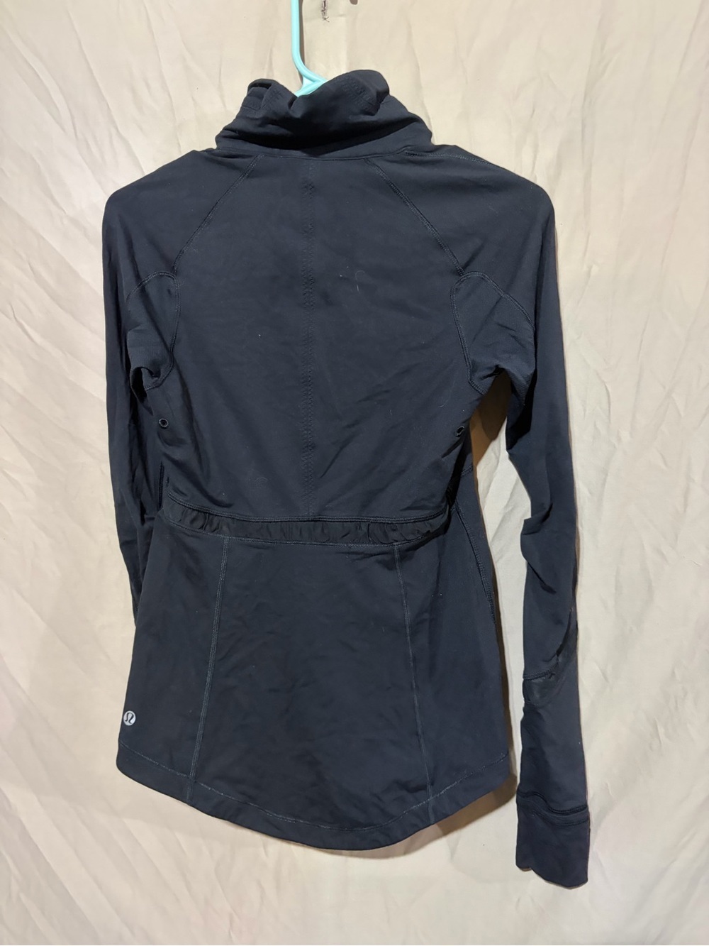 Lululemon Run: Reflect Pullover - Picture 4 of 5